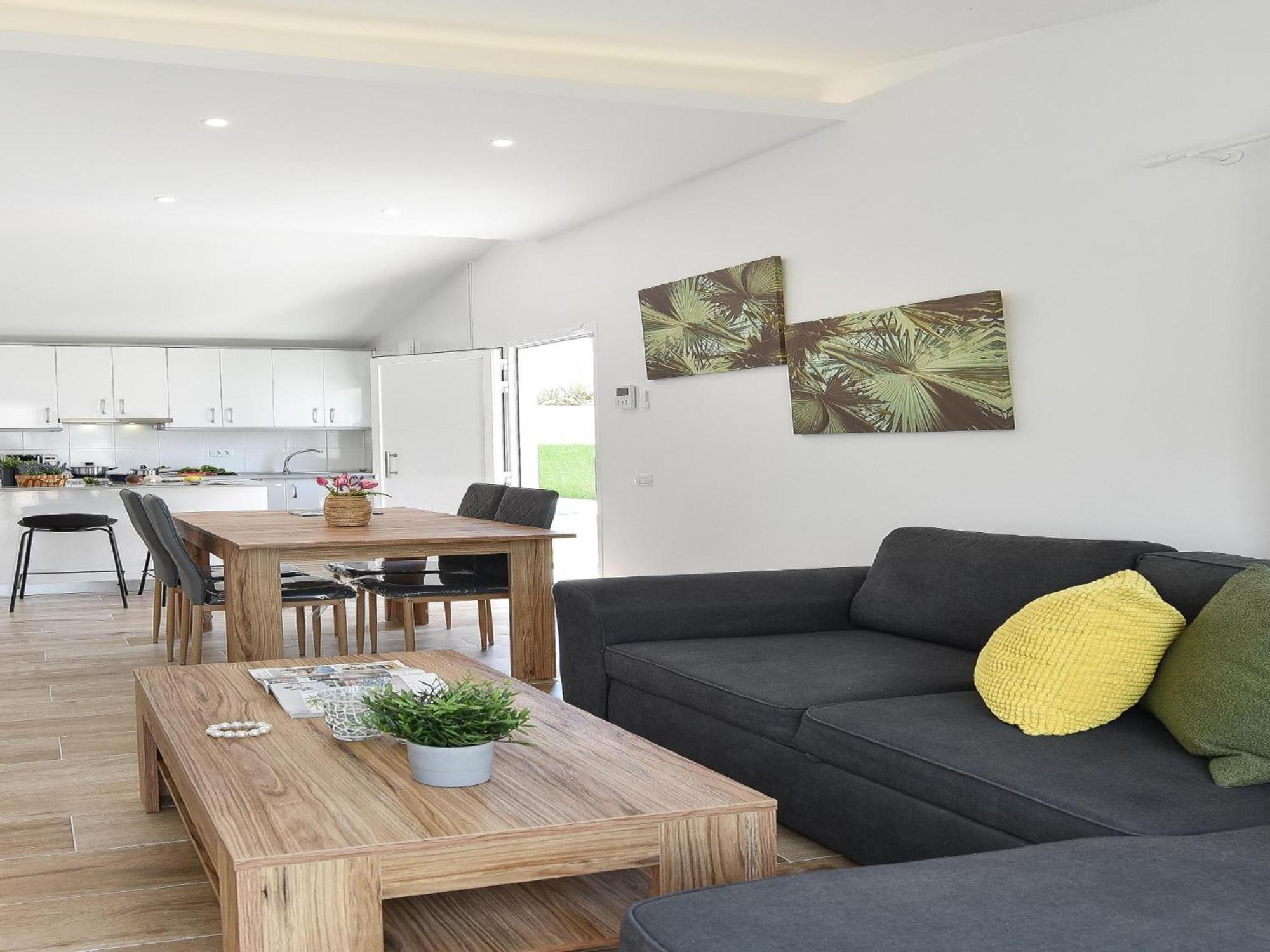 Villa Ingles Stunning Tranquil Retreat Wonderful With A Private Pool Shared Pool Terrace With Dining Seating Area Proximity To, *