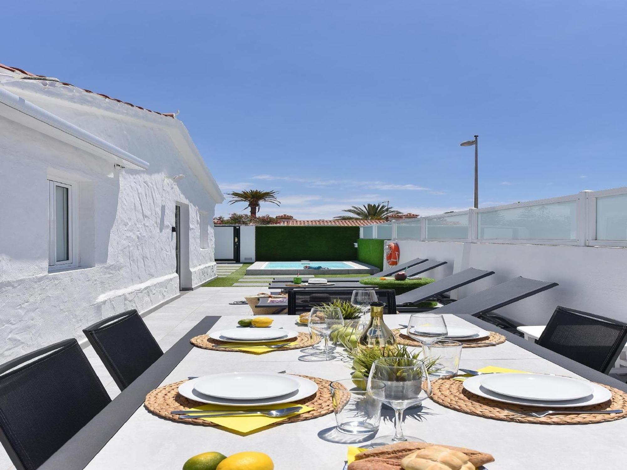 Ingles Stunning Tranquil Retreat Wonderful With A Private Pool Shared Pool Terrace With Dining Seating Area Proximity To, *